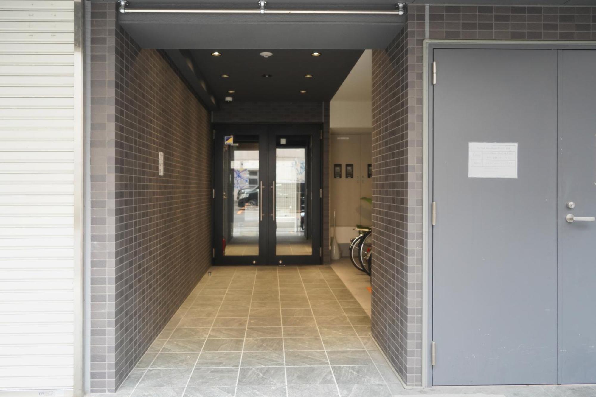 The Peak Shinsaibashi Apartment โอซาก้า ภายนอก รูปภาพ